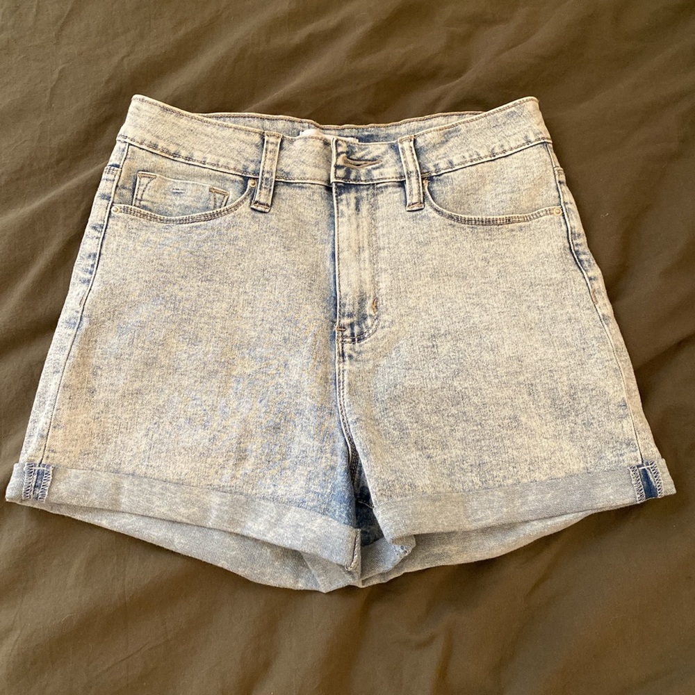 Distressed Jean short
